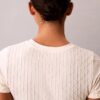 Ribbad, sömlös T-shirt med emblem