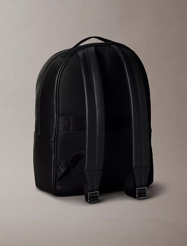 Ryggsäck med präglat Monogram Ryggsäck med präglat Monogram