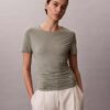 Rynkad T-shirt med smal passform Rynkad T-shirt med smal passform