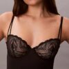 Sensuell bodysuit i stretchspets Sensuell bodysuit i stretchspets