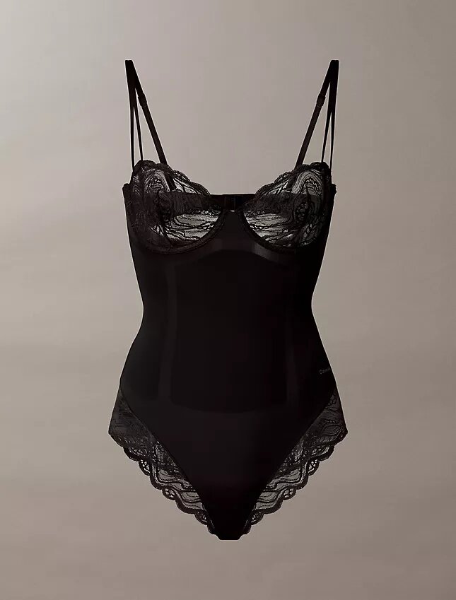 Sensuell bodysuit i stretchspets Sensuell bodysuit i stretchspets