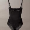 Sensuell bodysuit i stretchspets Sensuell bodysuit i stretchspets