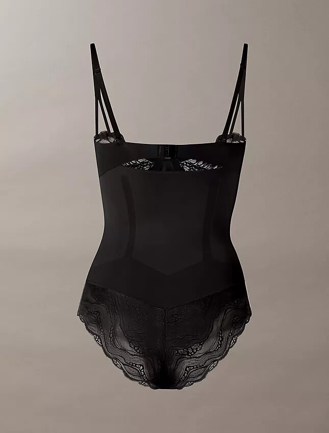 Sensuell bodysuit i stretchspets Sensuell bodysuit i stretchspets