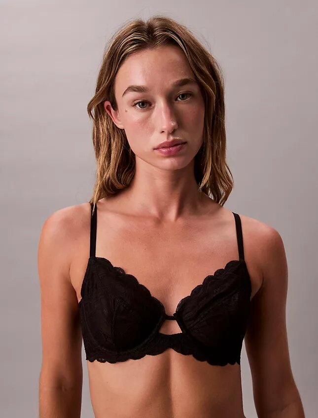 Sensuell stretchspets, Unlined BH med full täckning Sensuell stretchspets, Unlined BH med full täckning