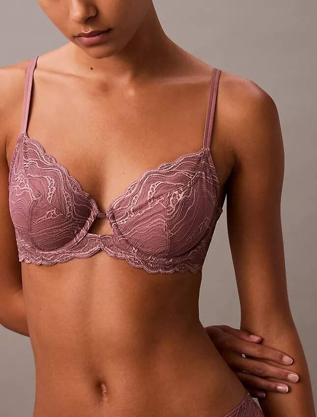 Sensuell stretchspets, Unlined BH med full täckning Sensuell stretchspets, Unlined BH med full täckning