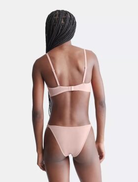 Sheer Marquisette, lätt fodrad demi-bh Sheer Marquisette, lätt fodrad demi-bh