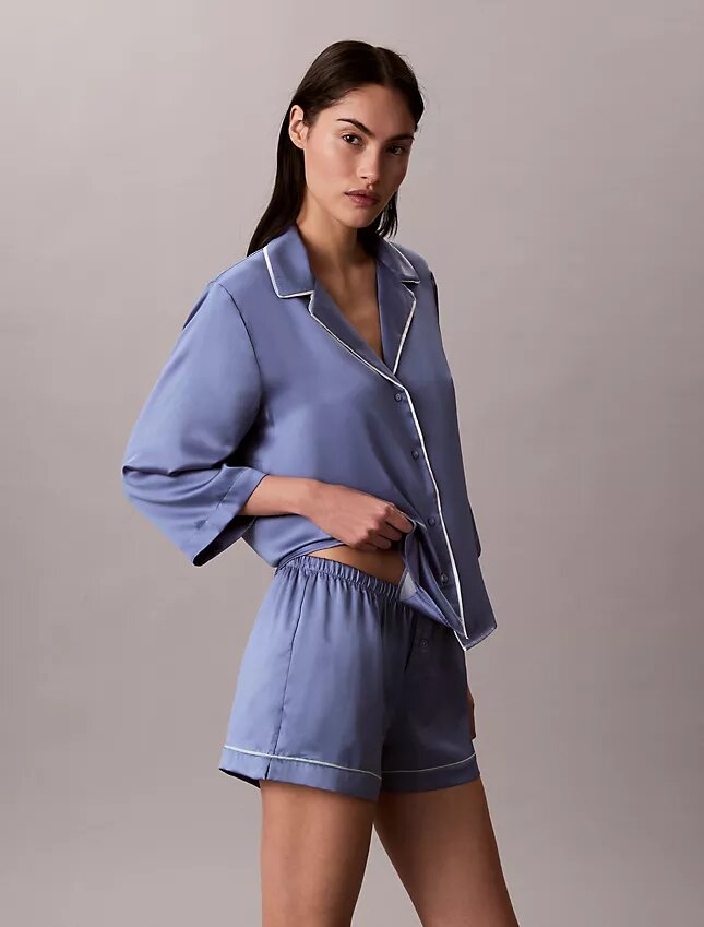 Shorts med satängglans Shorts med satängglans