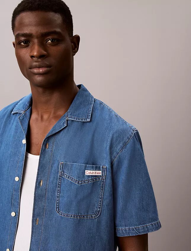 Skjorta i linneblandad Denim med knappar Skjorta i linneblandad Denim med knappar