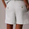 Skräddarsydda shorts i linneblandning Skräddarsydda shorts i linneblandning