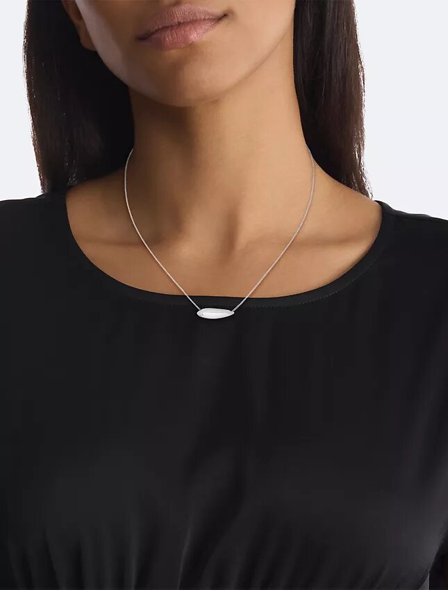 Skulpturalt halsband Skulpturalt halsband