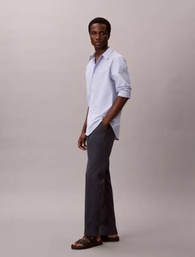 Slim fit-byxor i bomull Slim fit-byxor i bomull