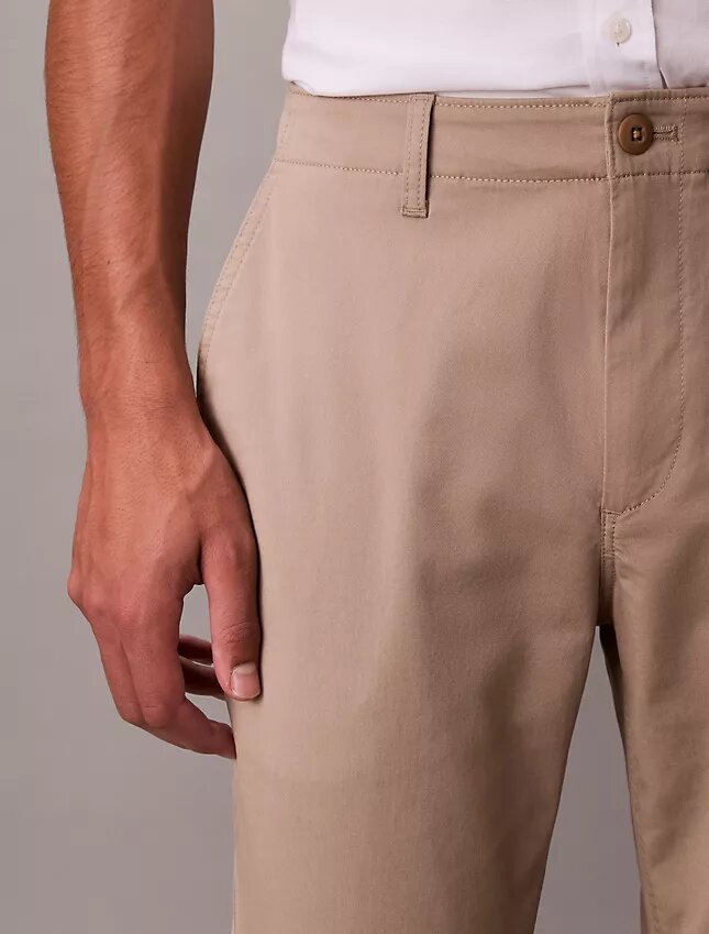 Slim fit-byxor i bomull Slim fit-byxor i bomull