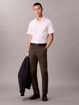 Slim fit-skjorta i Cotton Stretch med knappar