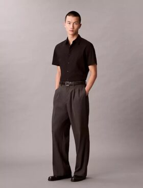 Slim fit-skjorta i Cotton Stretch med knappar
