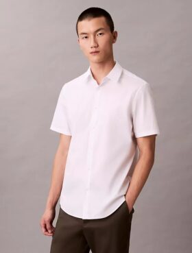 Slim fit-skjorta i Cotton Stretch med knappar