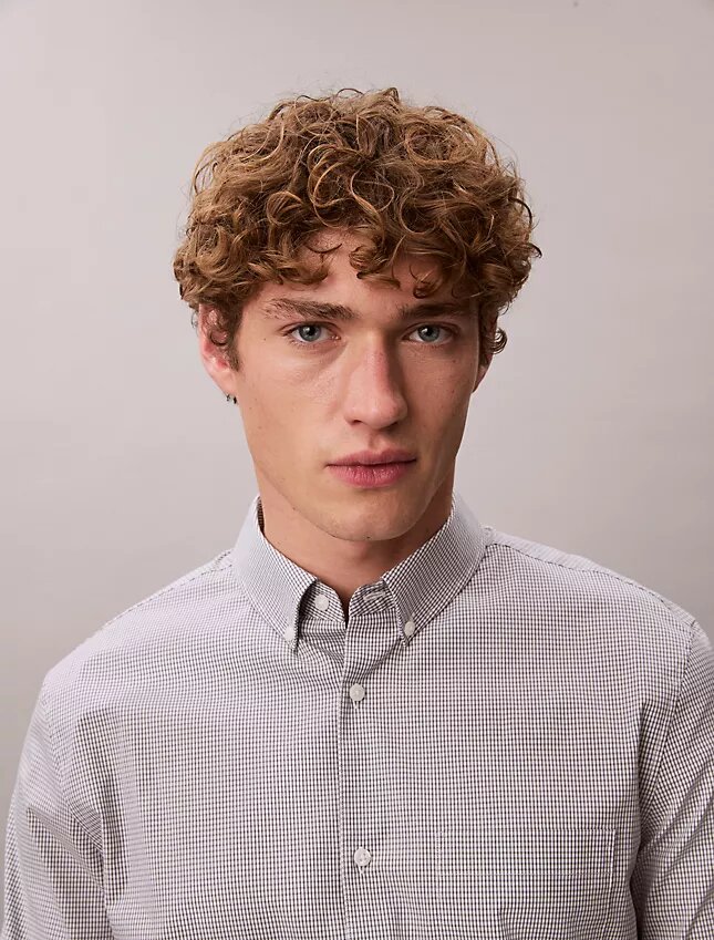 Slim fit-skjorta i Cotton Stretch med rutmönster Slim fit-skjorta i Cotton Stretch med rutmönster