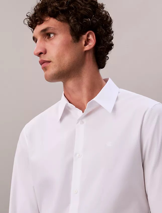 Slim fit-skjorta i Cotton Stretch poplin Slim fit-skjorta i Cotton Stretch poplin