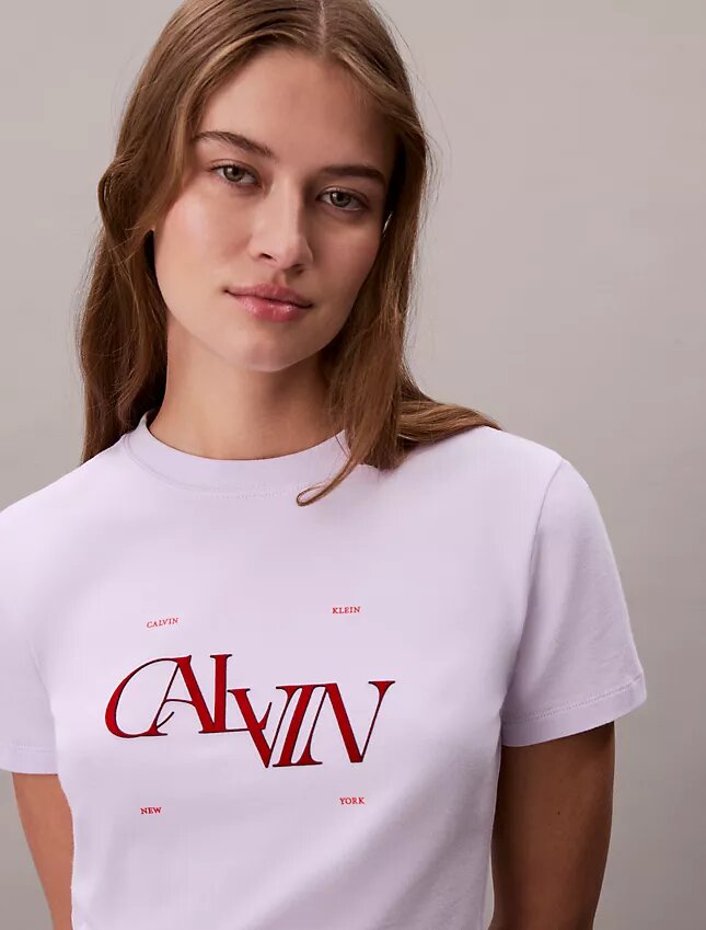 Slim T-shirt med delad logotyp Slim T-shirt med delad logotyp