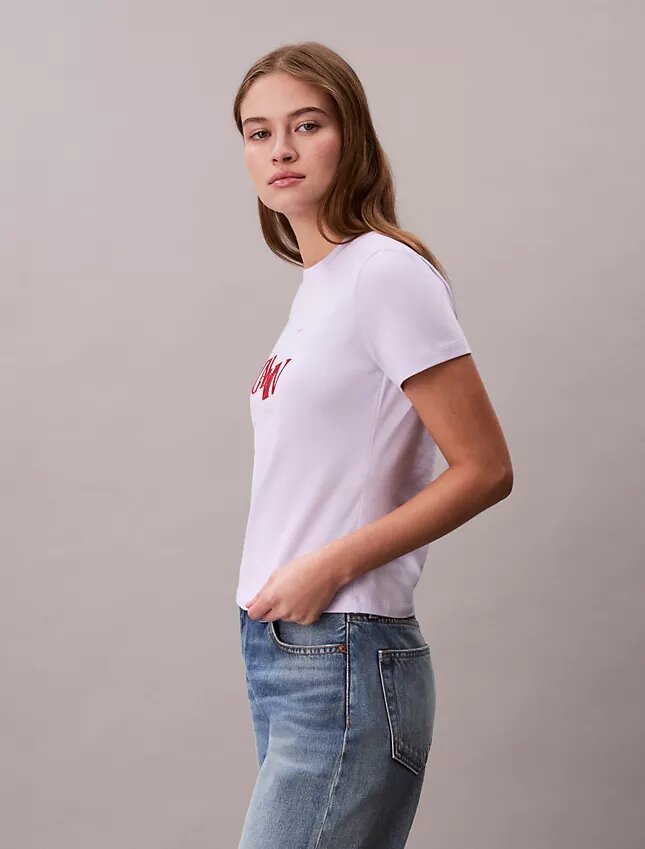 Slim T-shirt med delad logotyp Slim T-shirt med delad logotyp