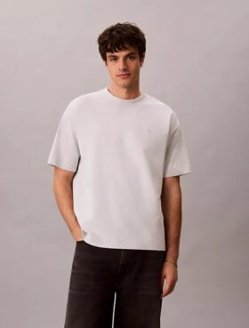 Sliten Monologo-grafik, avslappnad T-shirt