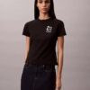 Smal T-shirt med blommig logotyp Smal T-shirt med blommig logotyp
