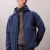 Softshell-jacka med huva och dragkedja Softshell-jacka med huva och dragkedja