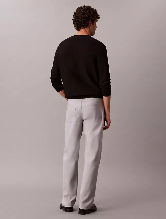 Standard raka stretchbyxor med 5 fickor Standard raka stretchbyxor med 5 fickor