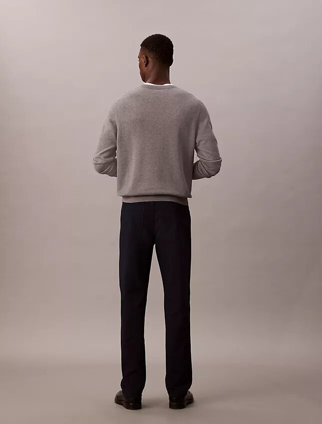 Standard raka stretchbyxor med 5 fickor Standard raka stretchbyxor med 5 fickor
