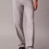 Standard raka stretchbyxor med 5 fickor Standard raka stretchbyxor med 5 fickor