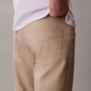 Standard raka stretchbyxor med 5 fickor Standard raka stretchbyxor med 5 fickor