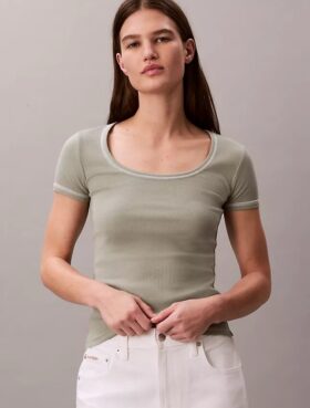 T-shirt i bomullsribb