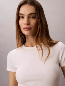 T-shirt i bomullsribb