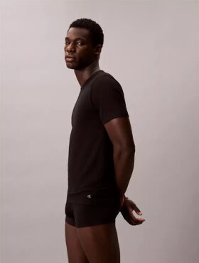 T-shirt i Cotton Stretch-blandning, 3-pack, slim fit, rund hals T-shirt i Cotton Stretch-blandning, 3-pack, slim fit, rund hals