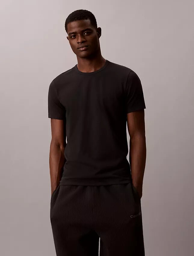 T-shirt i Cotton Stretch-blandning, 3-pack, slim fit, rund hals T-shirt i Cotton Stretch-blandning, 3-pack, slim fit, rund hals
