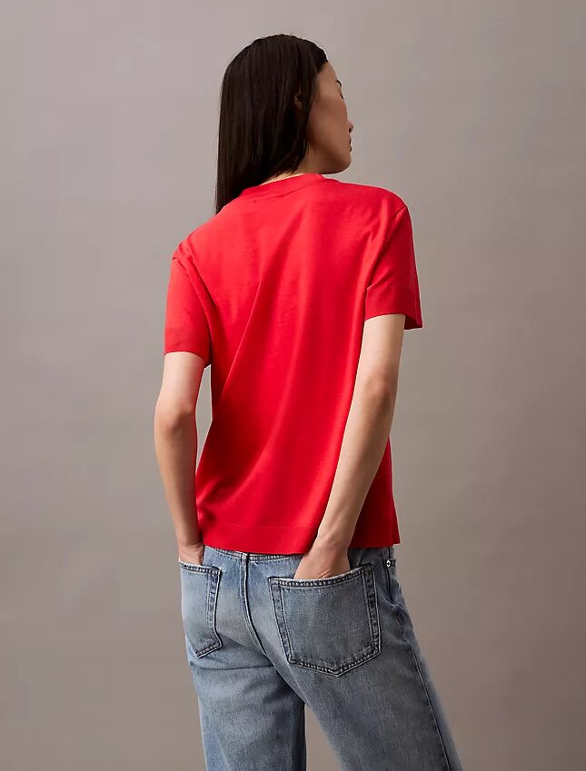 T-shirt i finstickat med hög hals T-shirt i finstickat med hög hals