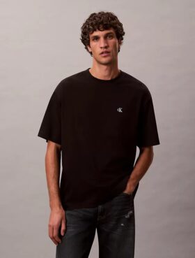 T-shirt med avslappnad passform och arkivlogotyp