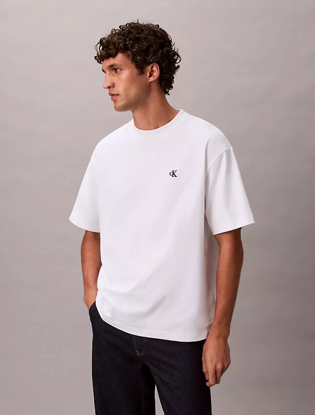T-shirt med avslappnad passform och arkivlogotyp T-shirt med avslappnad passform och arkivlogotyp