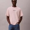T-shirt med blekt tryck och klassisk rund hals T-shirt med blekt tryck och klassisk rund hals