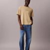 T-shirt med blekt tryck och klassisk rund hals T-shirt med blekt tryck och klassisk rund hals