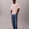 T-shirt med blekt tryck och klassisk rund hals T-shirt med blekt tryck och klassisk rund hals
