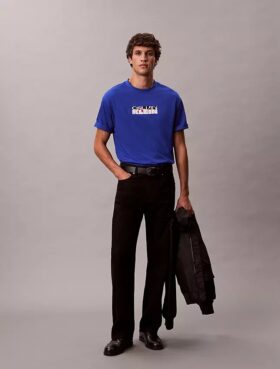 T-shirt med blocklogotyp T-shirt med blocklogotyp