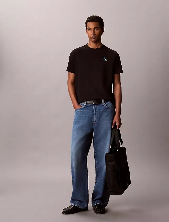 T-shirt med Brushstroke Monologo-grafik T-shirt med Brushstroke Monologo-grafik