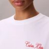 T-shirt med Calvin Klein-logotyp i kursiv stil T-shirt med Calvin Klein-logotyp i kursiv stil