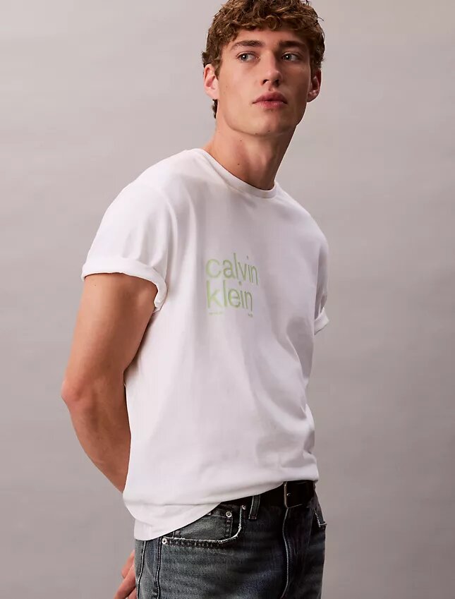 T-shirt med cirkelmotiv och avslappnad passform T-shirt med cirkelmotiv och avslappnad passform