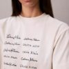 T-shirt med grafiskt tryck och logotyp T-shirt med grafiskt tryck och logotyp