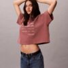 T-shirt med grafiskt tryck och logotyp