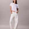 T-shirt med kort passform och skriptlogotyp