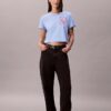 T-shirt med kort passform och skriptlogotyp T-shirt med kort passform och skriptlogotyp