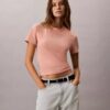 T-shirt med logotyp T-shirt med logotyp