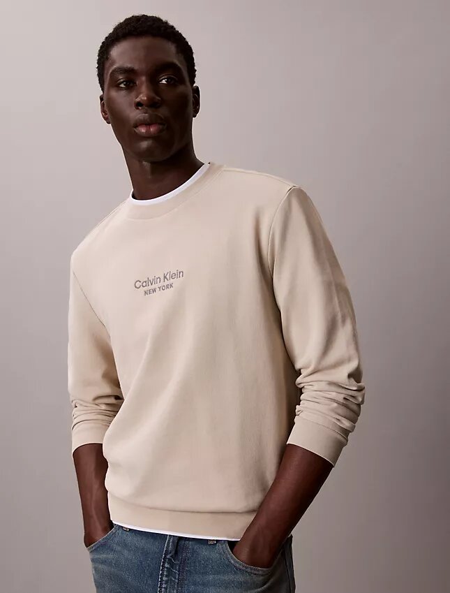 T-shirt med logotyp i frotté och rund hals T-shirt med logotyp i frotté och rund hals